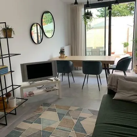 Hoogstraat 10 * מידלקרק